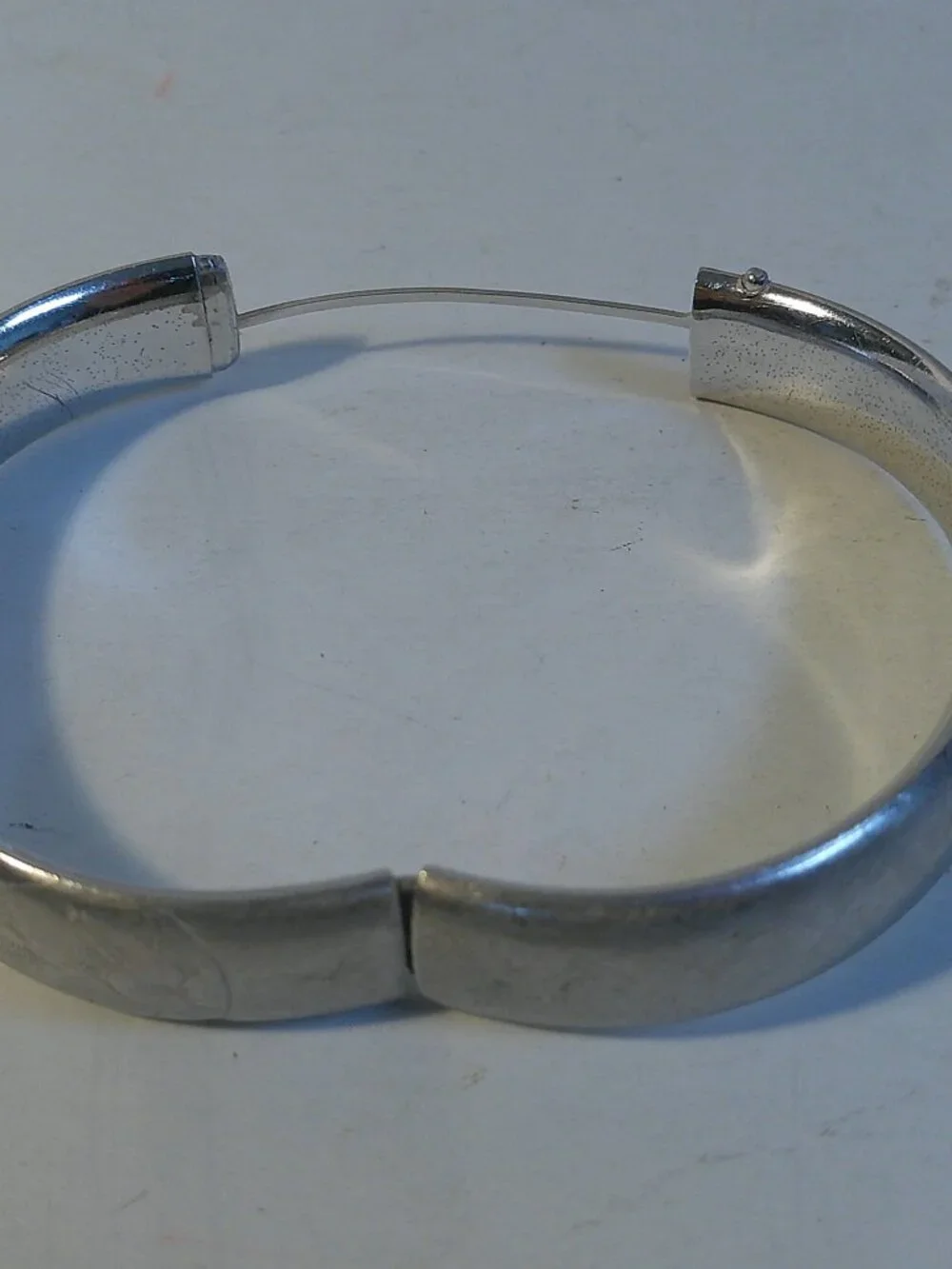 Vintage Sterling Silver Hinged Bangle Bracelet Etched Floral - SB6 D3